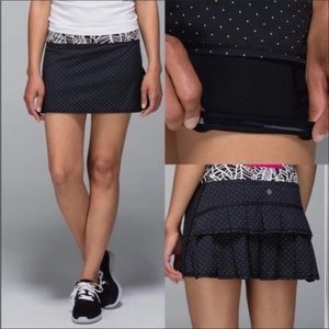 Lululemon black polka dot pace setter skirt size 4